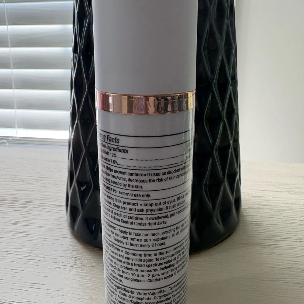 DRMTLGY Universal Tinted Moisturizer SPF 46 - Cream